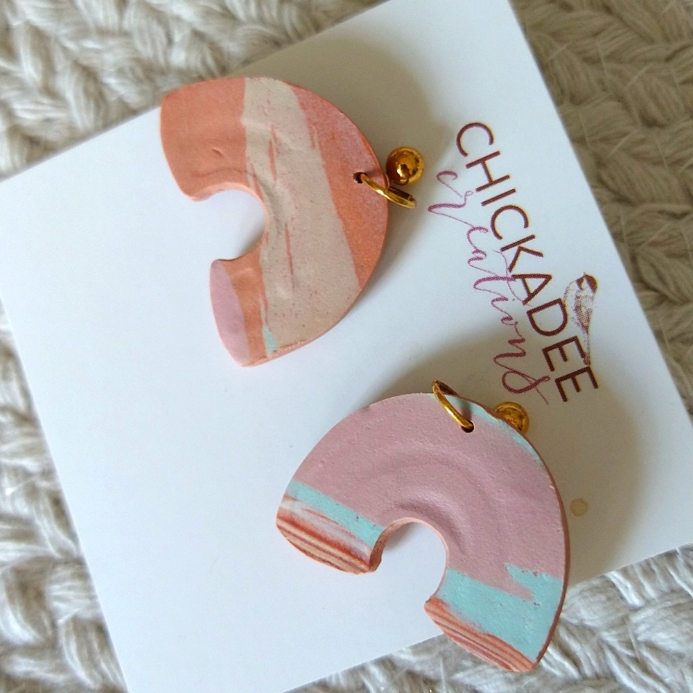 NWT Chickadee Creations Clay Neutral Boho Rainbow Earrings - Picture 5 of 6